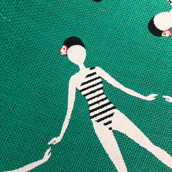 Tote by Mud Pie. Includes a cute sun visor/hat. New. Great for Vacation - Picture 5 of 11